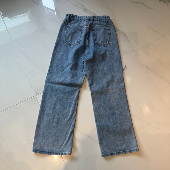 Knee Rip Baggy Jeans - Picture 4 of 4
